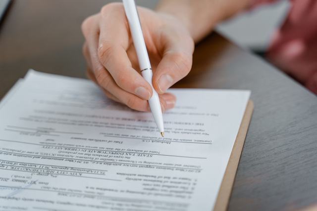 Le contrat de réservation d'un logement sur plan, clause par clause Le contrat de réservation d'un logement sur plan, clause par clause